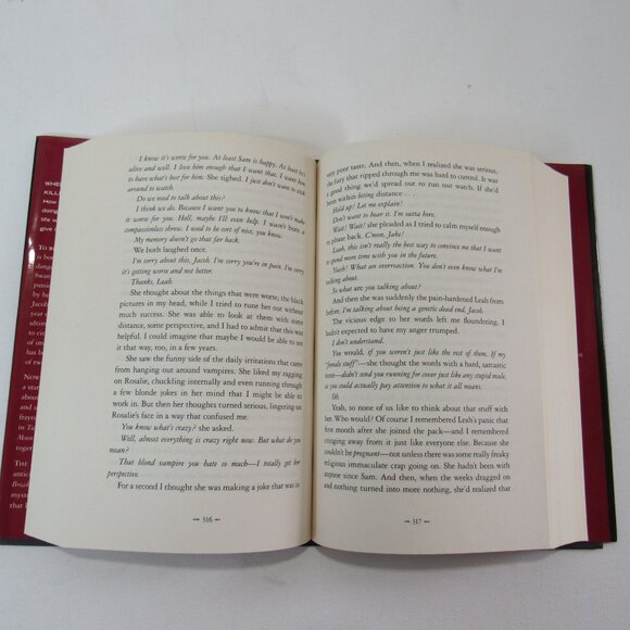 The Twilight Saga: 2 Hardcover Books Eclipse & Breaking Dawn by Stephenie Meyer - Picture 7 of 12